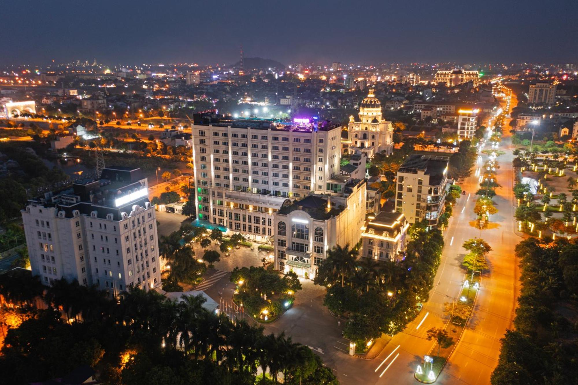 Ninh Binh Legend Hotel מראה חיצוני תמונה